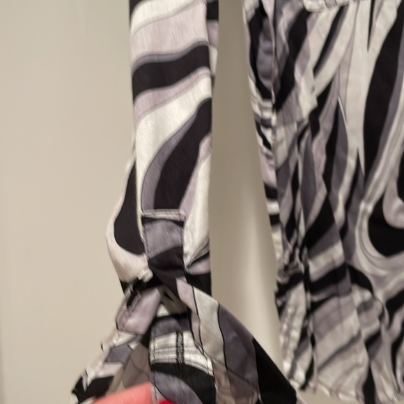 Michael Kors blouse - Picture 3 of 6